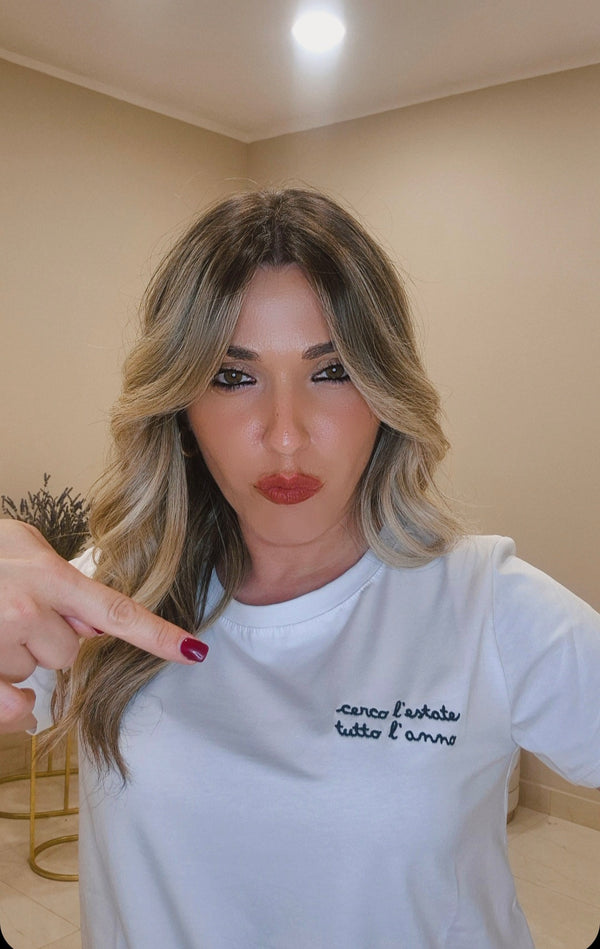T-shirt cerco l'estate tutto l'anno